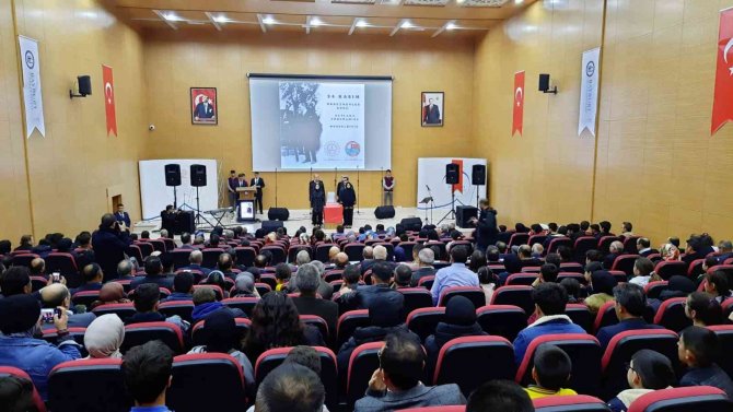 Bayburt’ta Öğretmenler Günü Coşkuyla Kutlandı