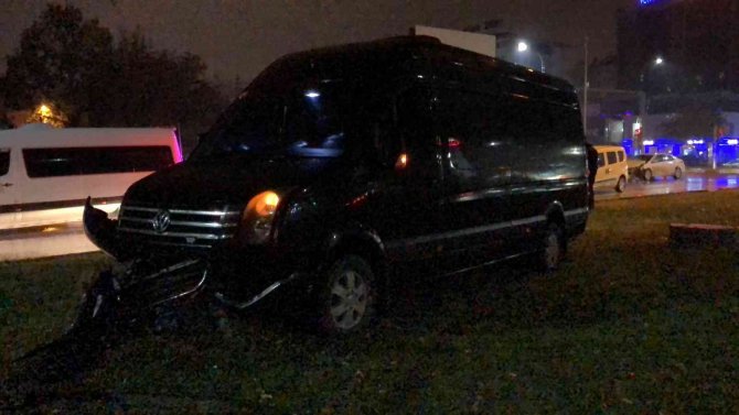 Elazığ’da Otomobil İle Minibüs Çarpıştı: 1 Yaralı