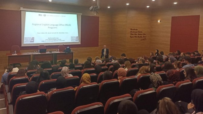 Abd İle İ̇nönü Üniversitesi Arasında Dil Eğitiminde İş Birliği