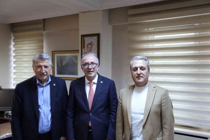 Köksal Toptan: “Bartın Üniversitesinde İftihar Duyulacak Çalışmalar Yapılıyor”