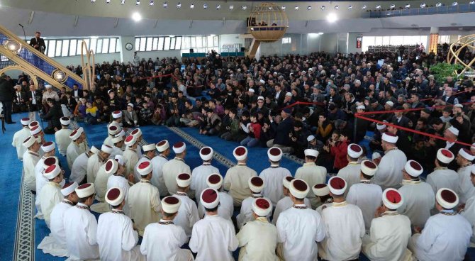 Erzincan’da 160 Hafız İcazet Aldı