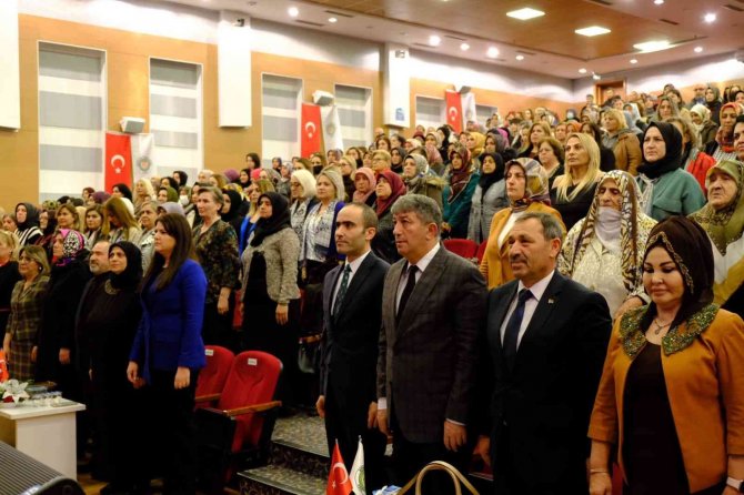 Etimesgut Belediyesinden Başak Cengiz Anısına ‘Başaklar Hiç Solmasın Hep Yeşersin’ İsimli Panel