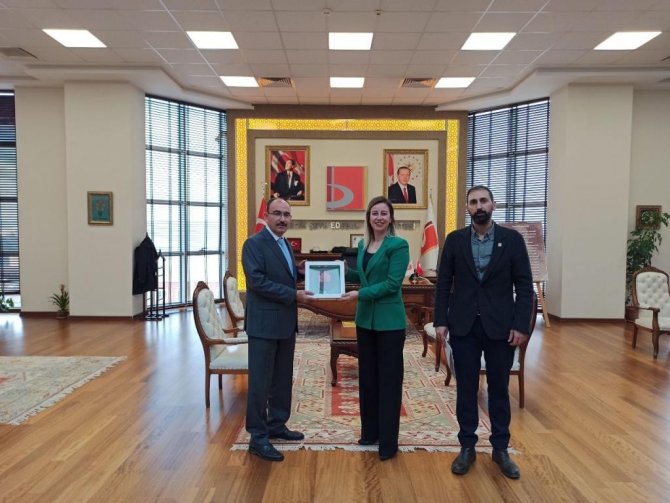 Bşeü’den Örnek Yenilenebilir Enerji Uygulaması