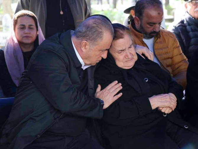 Fatih Terim’in Acı Günü: Annesini Kaybetti