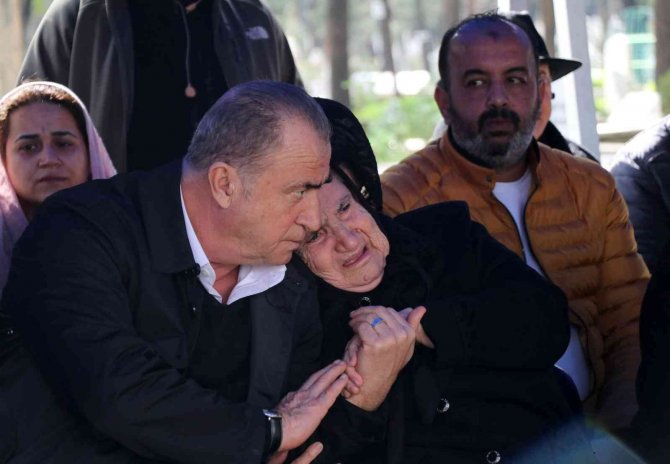 Fatih Terim’in Acı Günü: Annesini Kaybetti