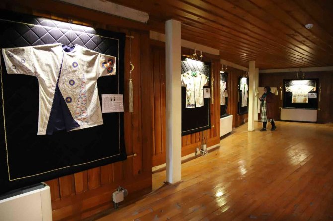 Gaziantep’te Eski Havrada Dualı Sultan Gömlekleri Sergisi