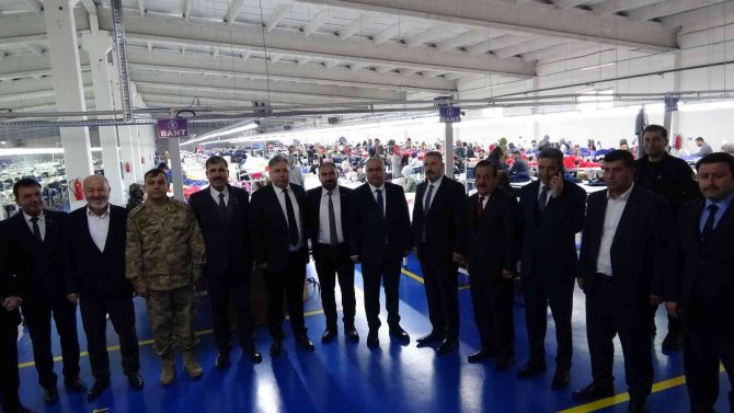 Bakan Soylu’nun Girişimiyle Kurulan Fabrikalar Gençlerin Geleceğe Umutla Bakmasını Sağlıyor