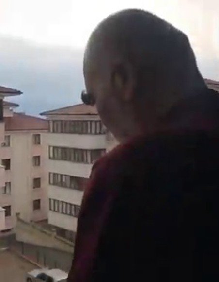 Kanser Tedavisi Gören Öğretmeni Duygulandıran Ziyaret