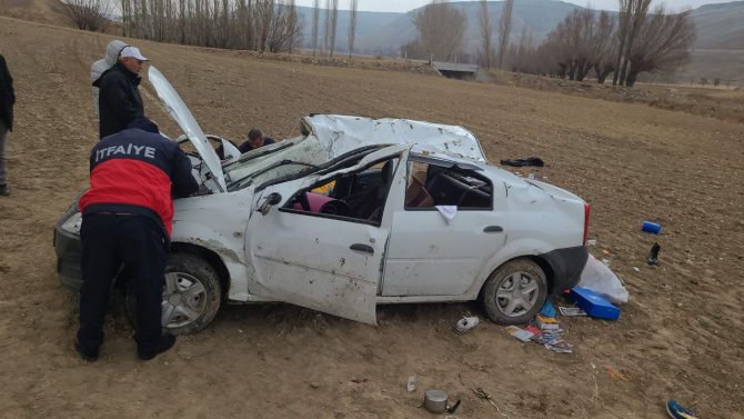 Kayganlaşan Yol Kazaya Neden Oldu, 3 Kişi Yaralandı