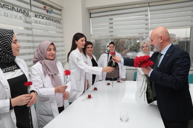 Başkan Çolakbayrakdar’dan Öğretmenlere Anlamlı Ziyaret