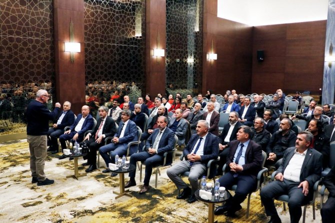 Konya’da İ̇mep Çerçevesinde Öğretmenlere Konferans Verildi