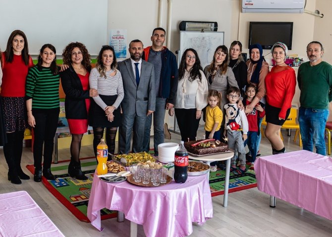 Kuşadası Belediyesi, Öğretmenleri Unutmadı