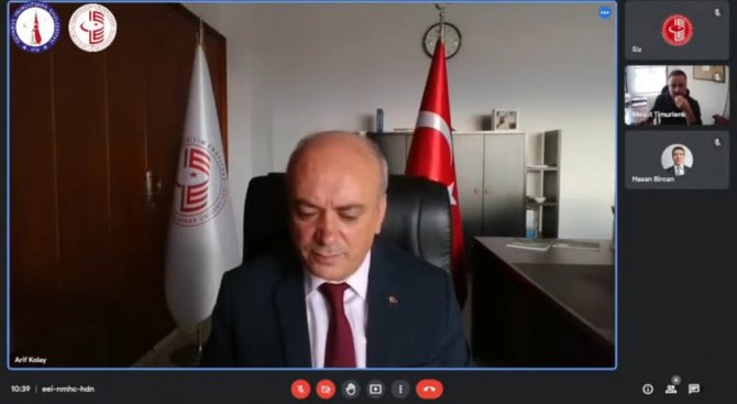 Dpü’de “Akademide Üç Kuşak Bilim, Kültür Ve Sanat” Konulu Sempozyum