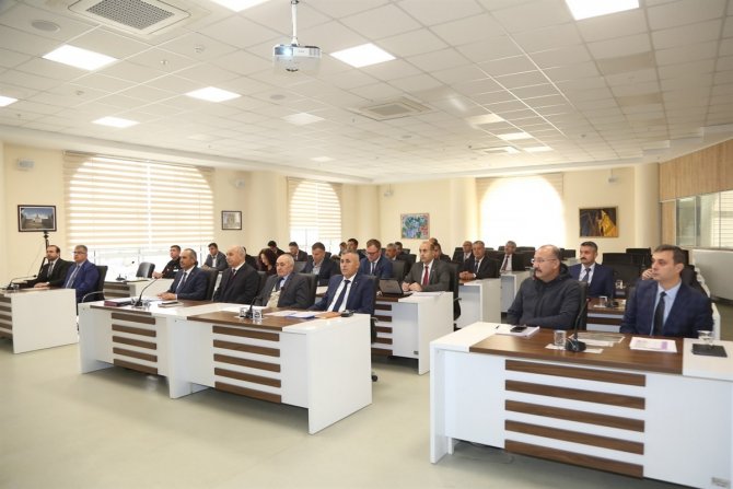 Vali Ali Çelik: "Su Probleminin Hem Bireysel Hem De Kurumsal Anlamda Farkında Olmalıyız"