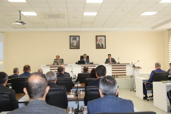 Vali Ali Çelik: "Su Probleminin Hem Bireysel Hem De Kurumsal Anlamda Farkında Olmalıyız"