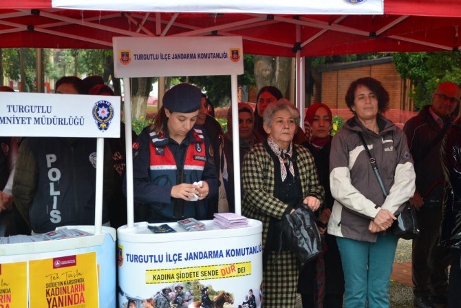 Turgutlu’da Kadına Yönelik Şiddete Karşı Farkındalık Etkinliği