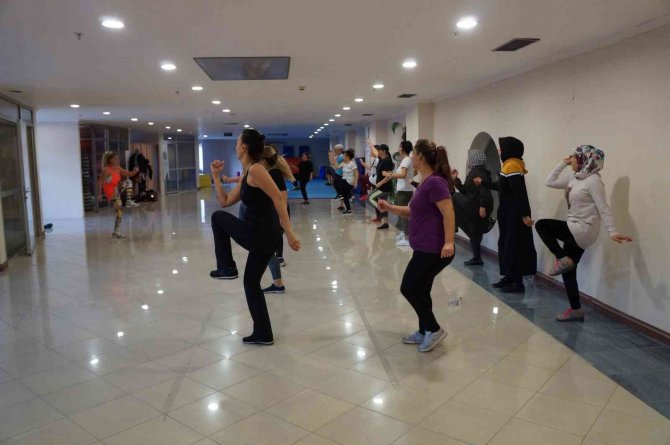Marmaris Belediyesi’nden Sabah Sporu Etkinliği