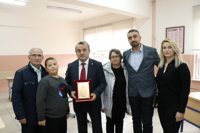Merhum Öğretmenin İsmi Okulunda Yaşayacak