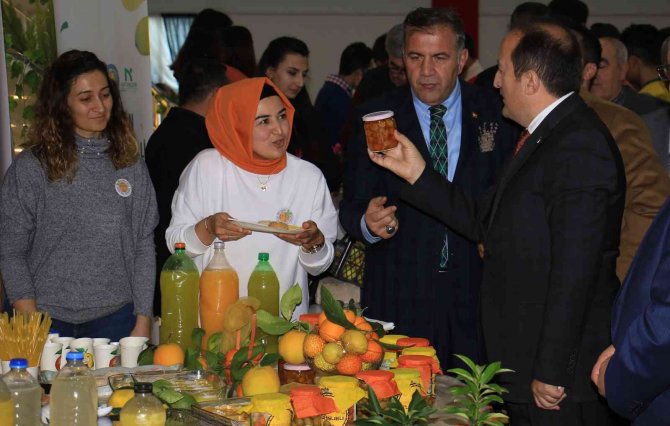 Mersin’de 3’üncü Vitamin C Şenliği: Narenciyeden Çeşit Çeşit Ürünler Yapıldı