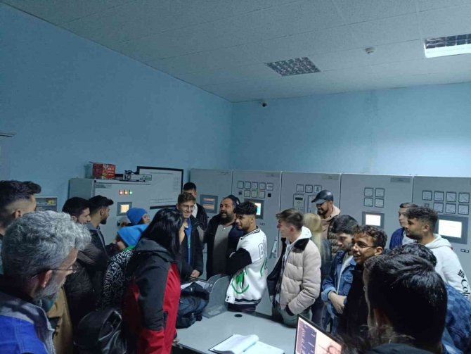 Nevü’lü Öğrencilerden ‘Elektrik Enerjisi Üretim’ Tesislerine Teknik Gezi