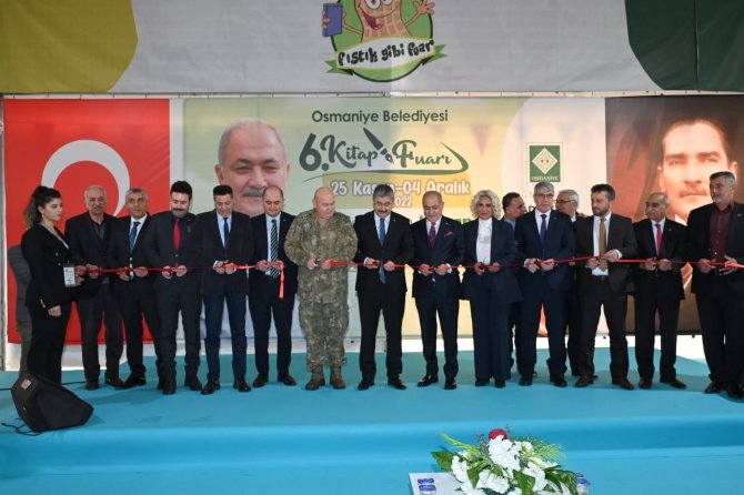 Osmaniye’de ‘Kitap Fuarı’ Kitapseverlere Kapılarını Açtı