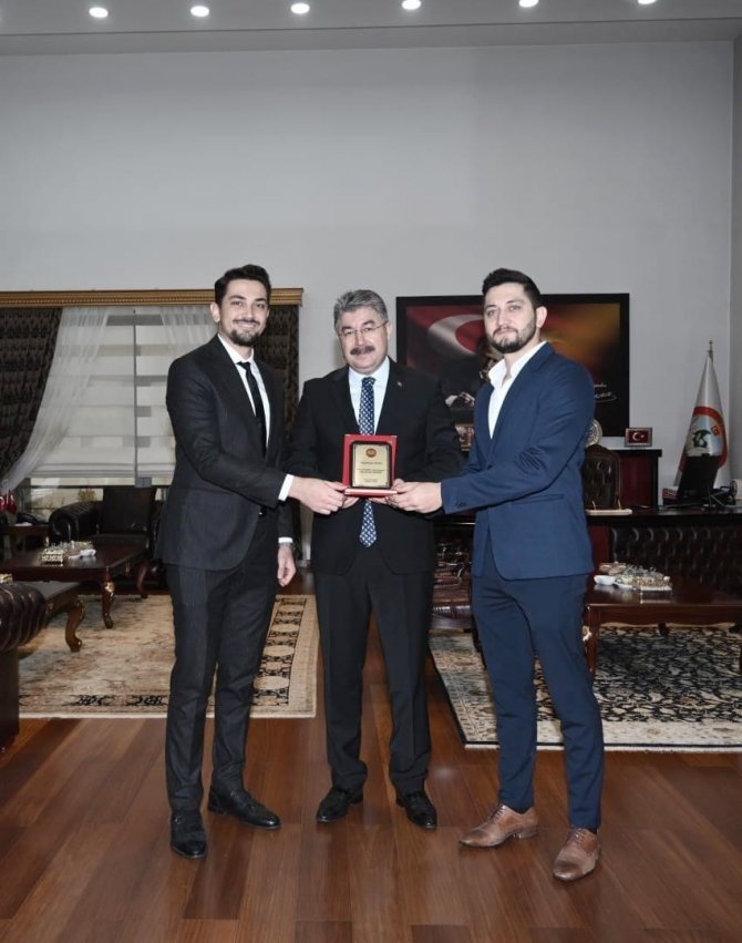 Vali Yılmaz: "Bu Sorun Hepimizin Sorunu"