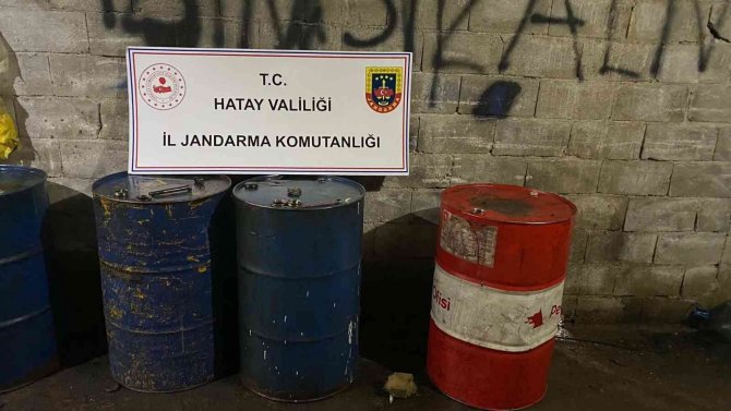 Hatay’da 2 Bin 500 Litre Kaçak Akaryakıt Ele Geçirildi