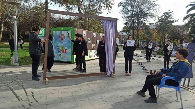 Lise Öğrencilerinden