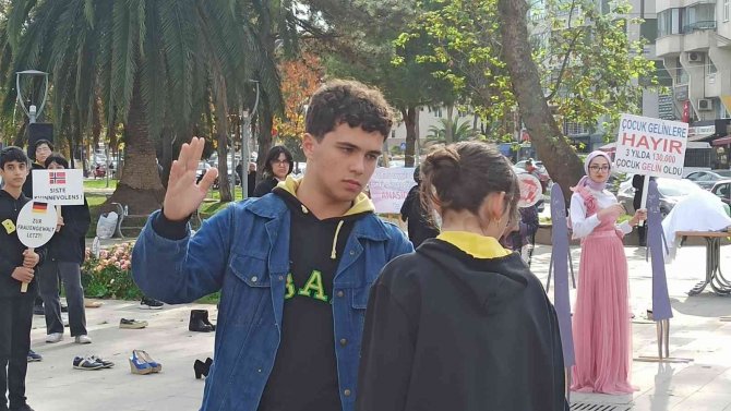 Lise Öğrencilerinden