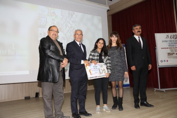 Sevgi, Şefkat Ve Merhameti Resmettiler Ödülü Kaptılar