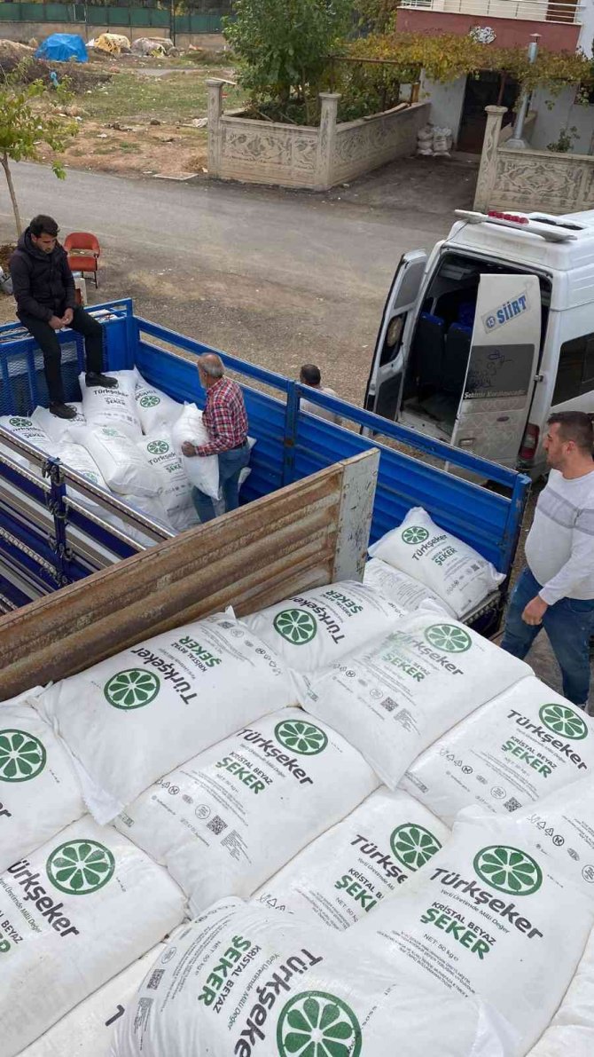 Siirtli 800 Arıcıya 523 Ton Şeker Dağıtıldı