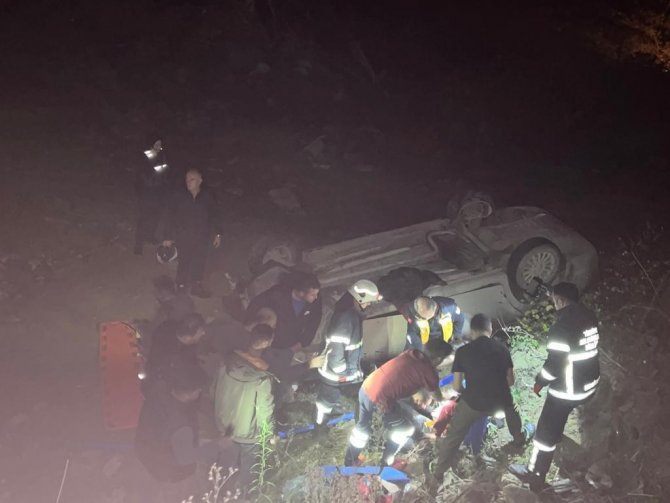 Sinop’ta Otomobil Şarampole Uçtu: 1 Ölü, 1’i Ağır 5 Yaralı