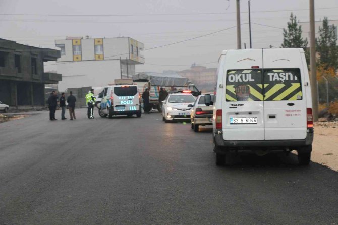 Siverek’te Öğrenci Servisinin De İçinde Bulunduğu Zincirleme Kaza: 13 Yaralı