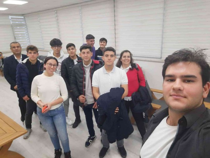 Liseli Öğrencilere Adü Tanıtıldı