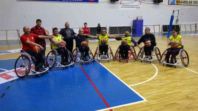 Basketbol Aşkları Engel Tanımadı, Engelleri Basketbol İle Aşıyorlar