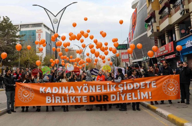 Selma Biçek: "Kadına Yönelik Şiddet Bir İnsanlık Suçudur"