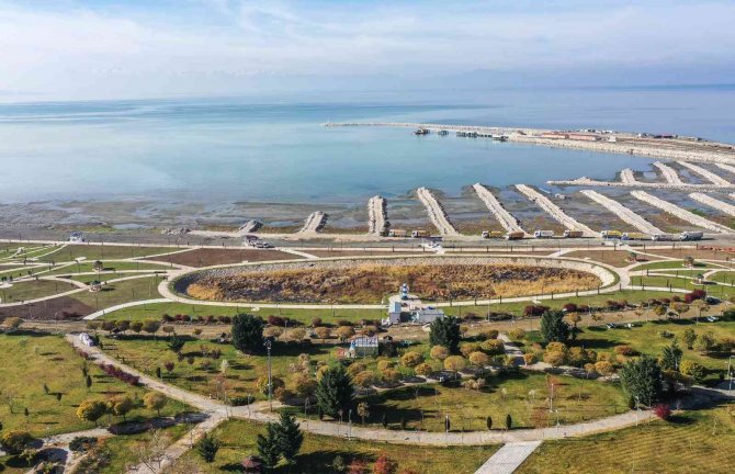Van’ın Biyolojik Göletli Parkı Açılış İçin Gün Sayıyor
