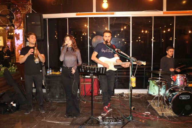 Mekan Kafe’den Öğretmenlere Unutulmaz Eğlence