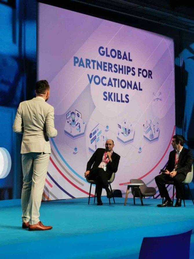 Yalova Üniversitesi Altınova Myo Uluslararası Forumda Örnek Gösterildi