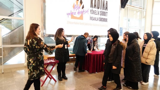 Zeytinburnu Akdem’den Kadına Yönelik Şiddet Paneli
