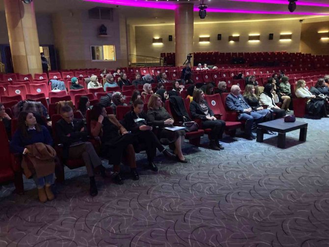 Erzurum’da “Gençlerle Şiddetsiz Gelecek” Paneli