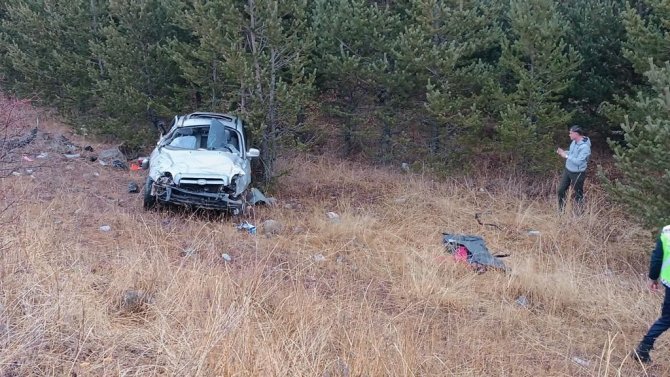 Ardahan’da Otomobil Şarampole Devrildi: 1 Ölü