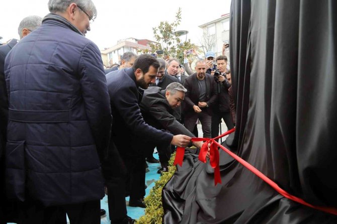 Bağcılar’da Türkiye-kazakistan Kardeşlik Anıtı Açıldı