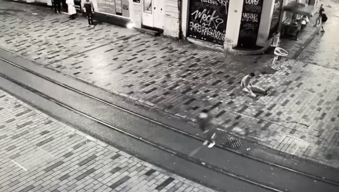 Beyoğlu’nda 1 Kişinin Öldüğü Kavganın Görüntüleri Ortaya Çıktı