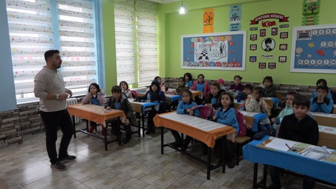Esnaftan Anlamlı Şiir Yarışması