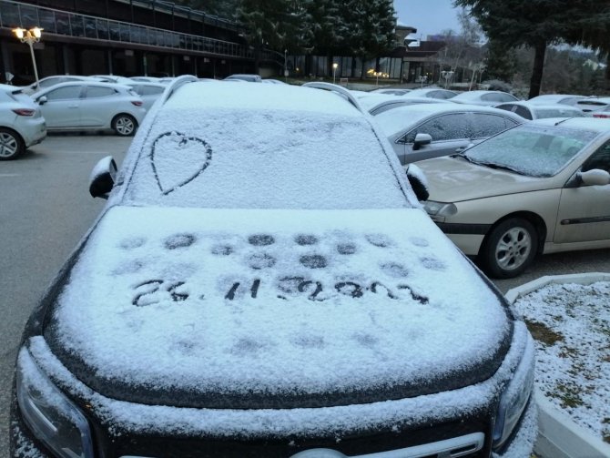 Bolulular Güne Karla Uyandı