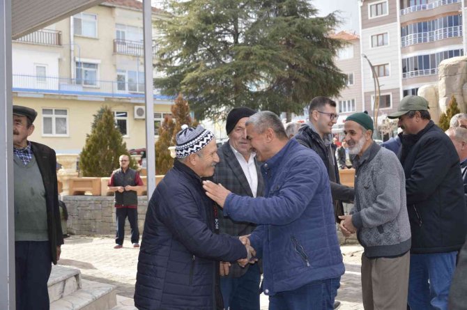 Umreciler Dualarla Uğurlandı