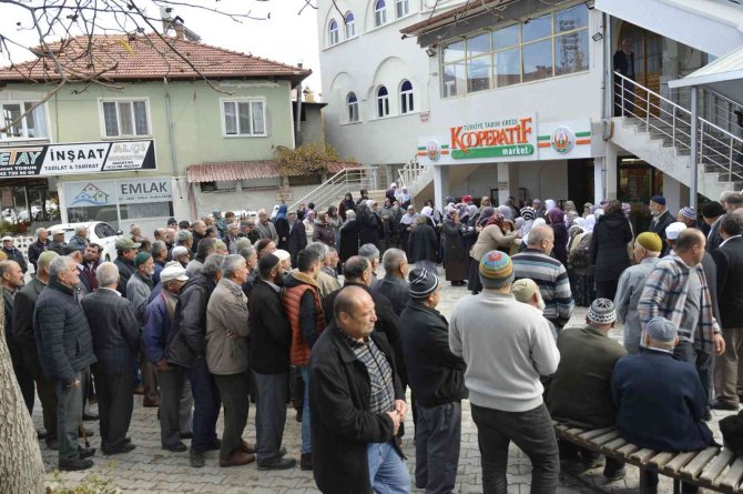 Umreciler Dualarla Uğurlandı