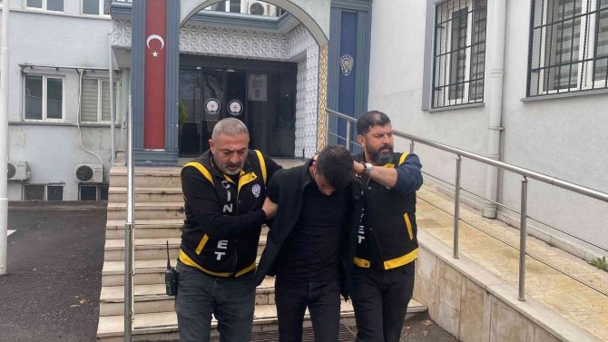 Bursa’da Çaycıyı Vuran Zanlı Yakalandı
