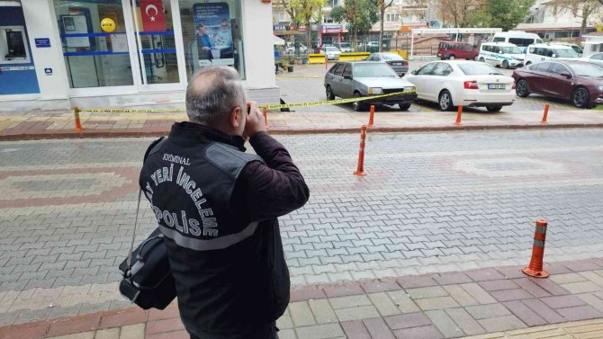 Bursa’da Şüpheli Çanta, Ekipleri Harekete Geçirdi